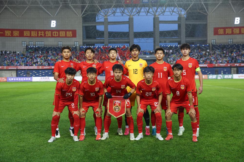 19投硬砸40分！广东迎来“加强版杜润旺”，这可是杜锋的锋线答案